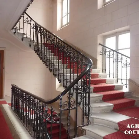 Apartment T1 Avec Ascenseur Au Centre De Mont-dore Pour 4 Personnes, Non Accessible Pmr - Fr-1-608-60 *